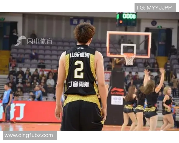 全运会精彩对决辽宁男篮挑战新疆队争夺胜利荣耀