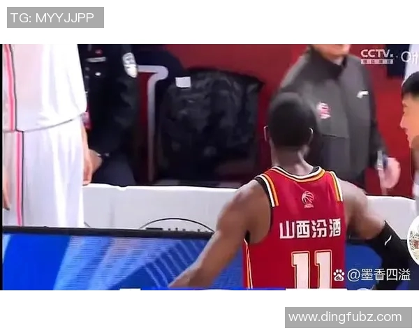 不同篮球明星扣篮次数的比较与分析揭示运动员的风格与表现差异 不同篮球明星扣篮次数的比较与分析揭示运动员的风格与表现差异